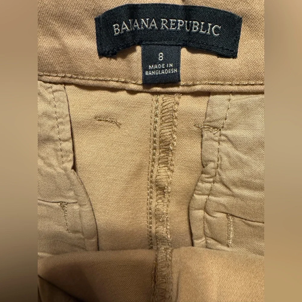 Banana Rebublic Chino Shorts size 8